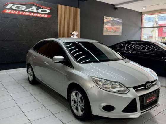 FORD FOCUS 2.0 SE SEDAN 16V FLEX 4P AUTOMÁTICO
